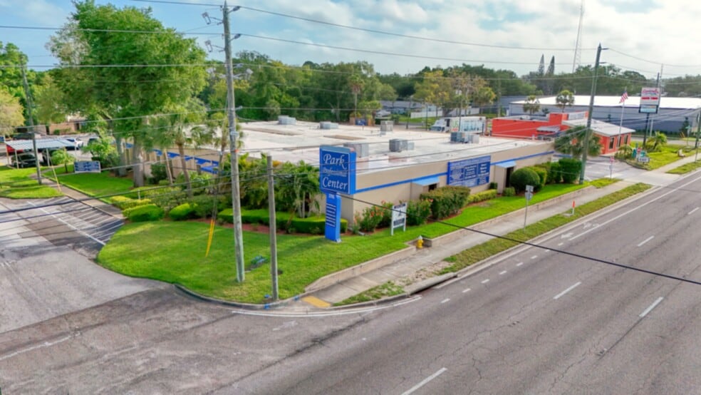 2701 Park Dr, Clearwater, FL à louer - Photo principale - Image 1 de 4