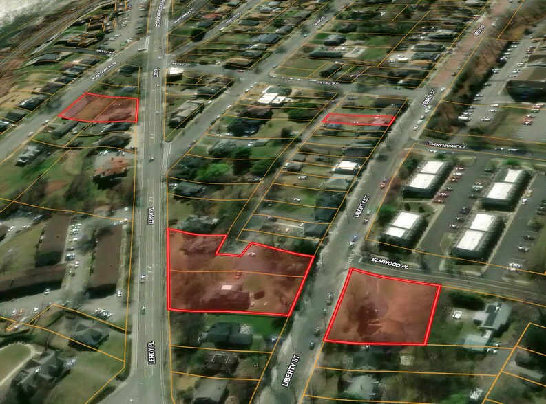 Student Rental Portfolio portefeuille de 2 propriétés à vendre sur LoopNet.ca - Photo du bâtiment - Image 2 de 22