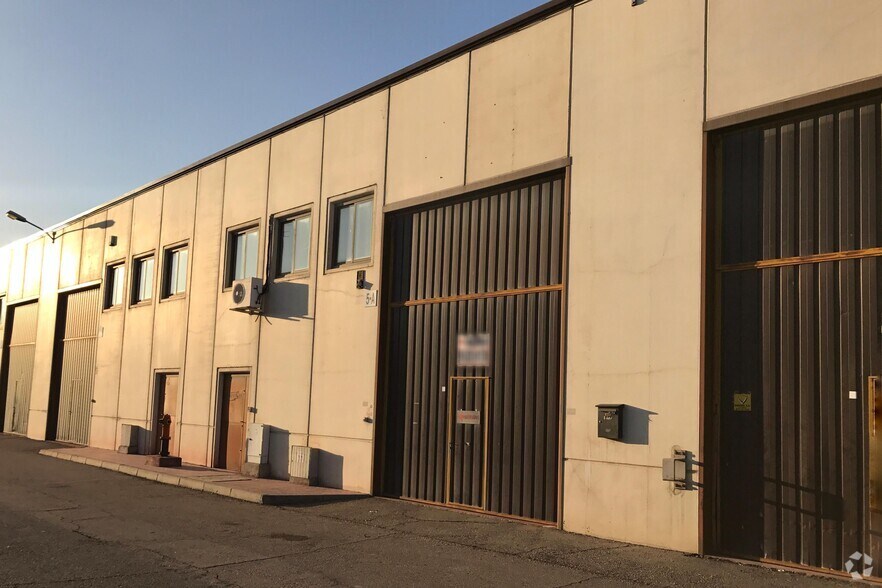 Carretera de Daganzo PK 3, 200, Alcalá de Henares, Madrid à louer - Photo du bâtiment - Image 2 de 5