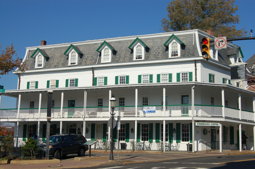 10 N Main St, Doylestown, PA for lease - Building Photo - Image 3 of 9