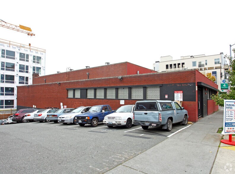 2333 Western Ave, Seattle, WA à louer - Photo du bâtiment - Image 1 de 5