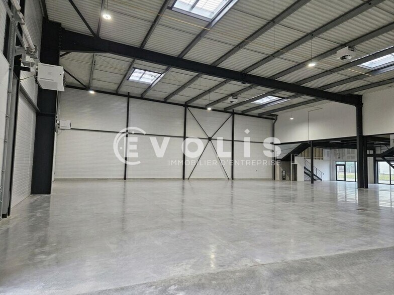 Flex in Bondoufle for sale - Building Photo - Image 3 of 6