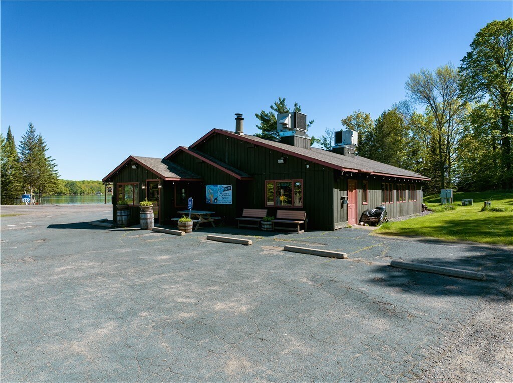 44400 County Highway D, Cable, WI à vendre Photo principale- Image 1 de 10