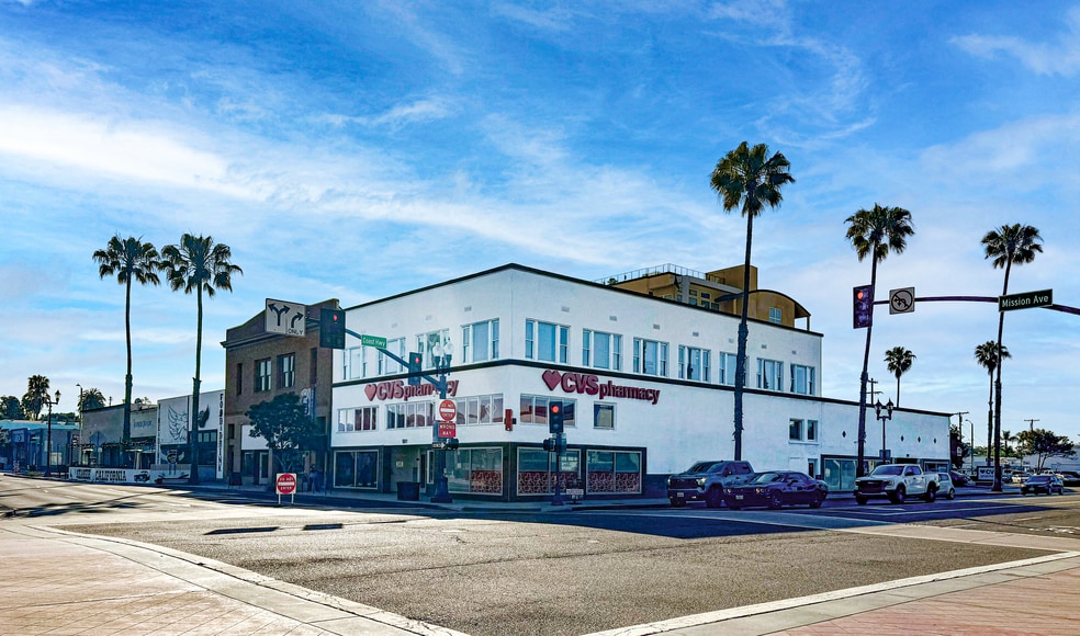 501 Mission Ave, Oceanside, CA à louer - Photo du bâtiment - Image 2 de 10