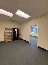 321 N Rampart St, Orange, CA à louer Photo du bâtiment- Image 1 de 4