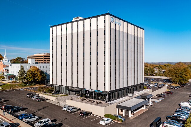 Plus de détails pour 1301 York Rd, Lutherville, MD - Bureau, Commerce de détail à louer