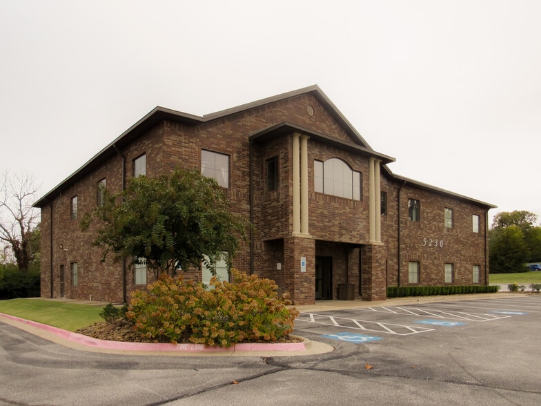 5230 Willow Creek Dr, Springdale, AR for lease - Building Photo - Image 3 of 9