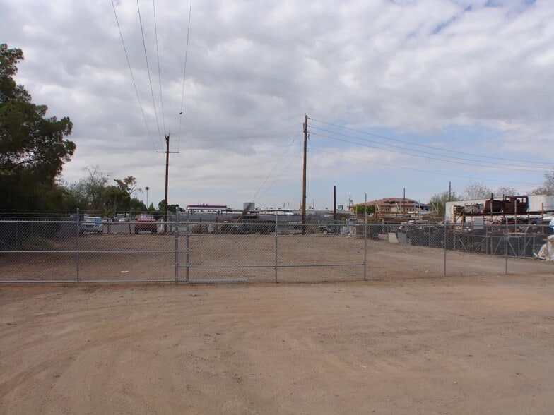 213 S Alma School Rd, Mesa, AZ for lease - Building Photo - Image 3 of 11