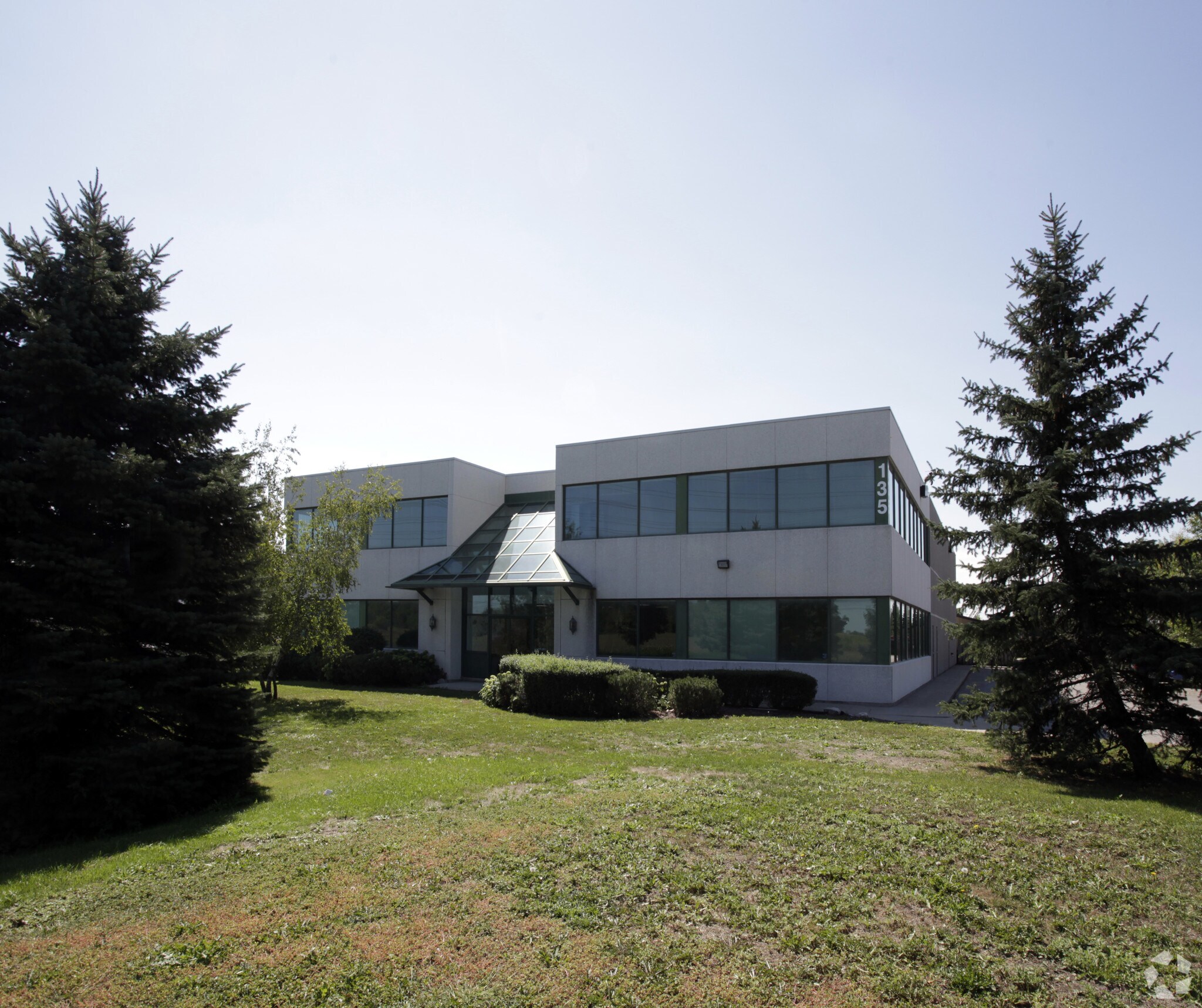 135 Commercial Rd, Caledon, ON à vendre Photo principale- Image 1 de 1