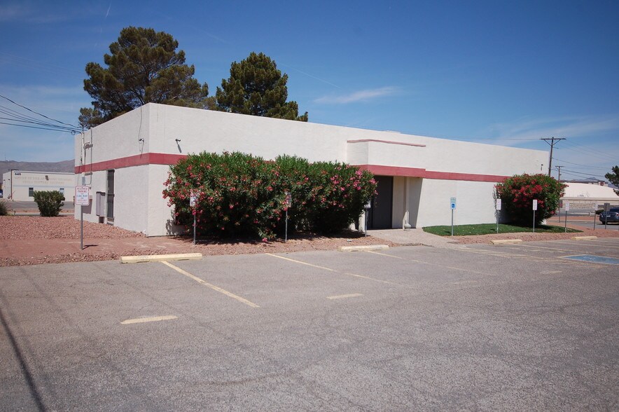 6501 Boeing Dr, El Paso, TX à louer - Photo du bâtiment - Image 3 de 18