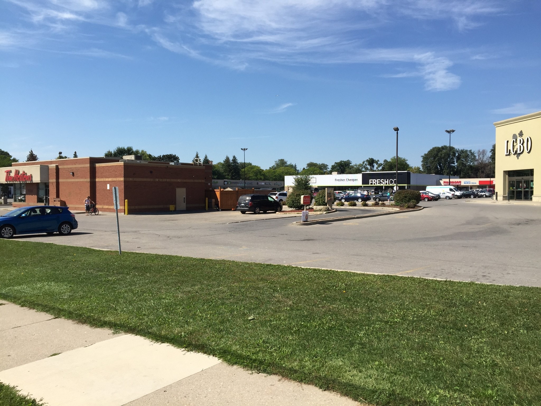 328-386 Speedvale Ave E, Guelph, ON for lease Primary Photo- Image 1 of 9