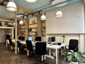 Bureau dans Paris à louer Photo intérieure- Image 2 de 4