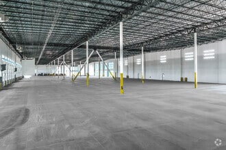 6845 W 5400 S, West Valley City, UT à louer Photo du bâtiment- Image 2 de 7