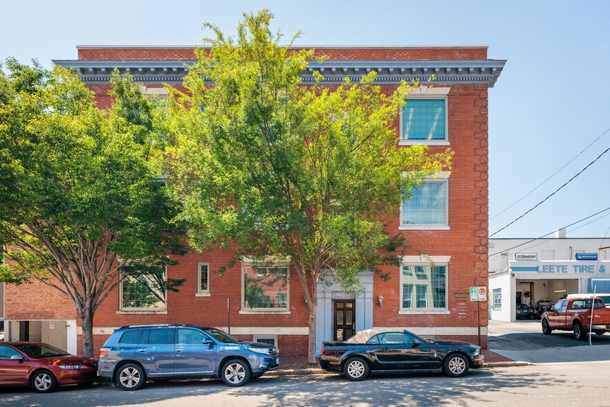 16 S 2nd St, Richmond, VA à louer - Photo du bâtiment - Image 3 de 28