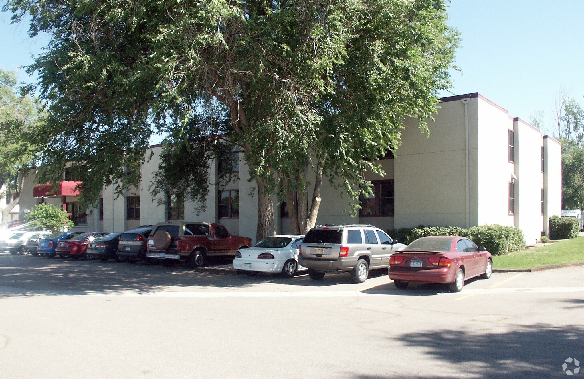 1602 S Parker Rd, Denver, CO for lease Primary Photo- Image 1 of 3