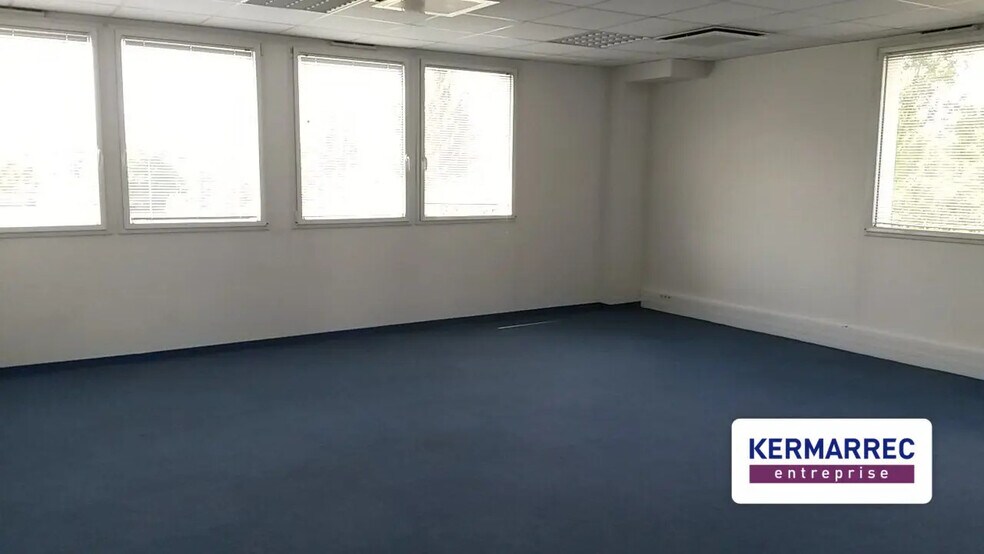 Office in Cesson-Sévigné for lease - Building Photo - Image 3 of 8
