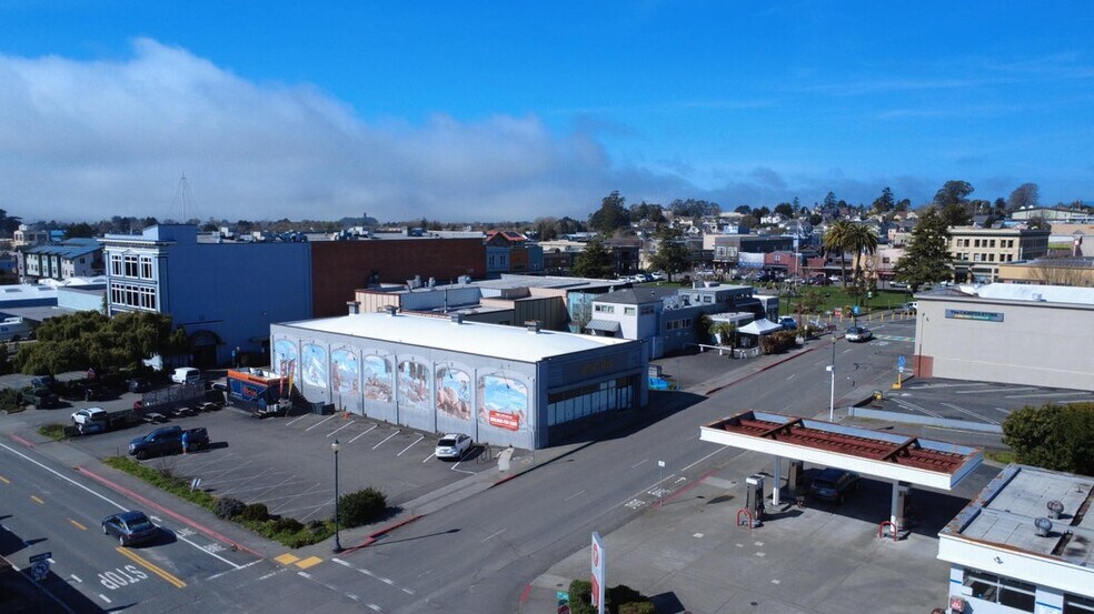 737 G St, Arcata, CA à vendre - Photo du bâtiment - Image 2 de 14