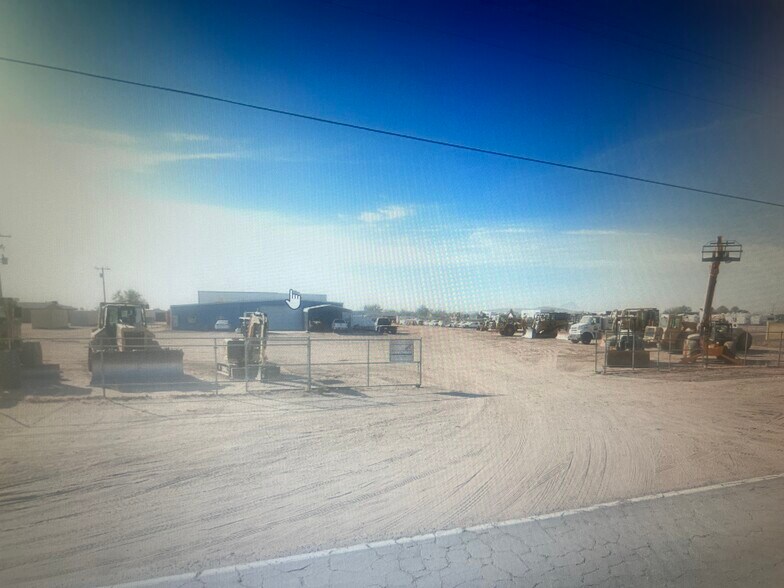 31005 W Southern Ave, Buckeye, AZ à louer - Photo du bâtiment - Image 2 de 2