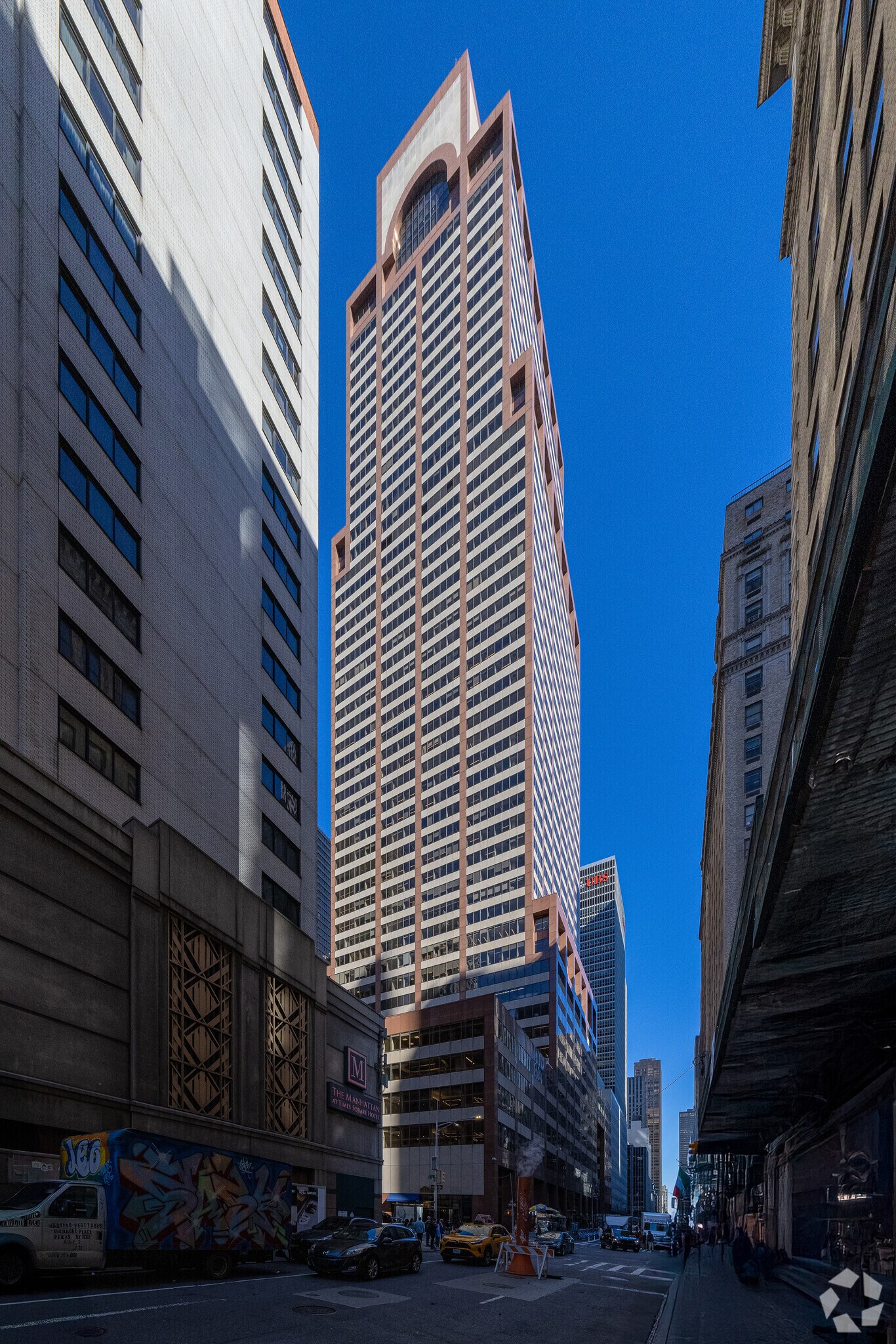 787 Seventh Ave, New York, NY à louer Photo principale- Image 1 de 11