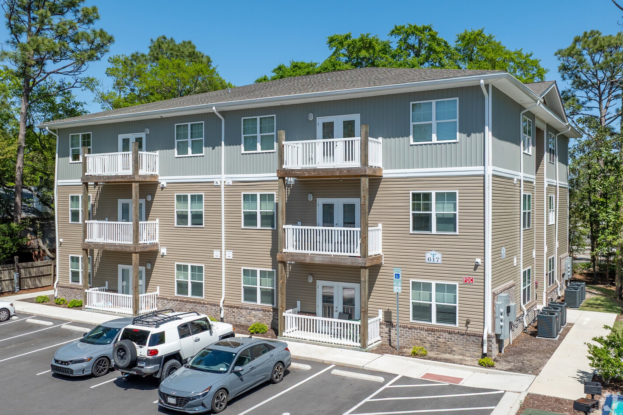 619 S Kerr Ave, Wilmington, NC à vendre Photo principale- Image 1 de 60