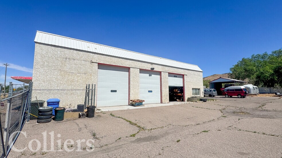 5300 S 5th Ave, Pocatello, ID à vendre - Photo du bâtiment - Image 2 de 9
