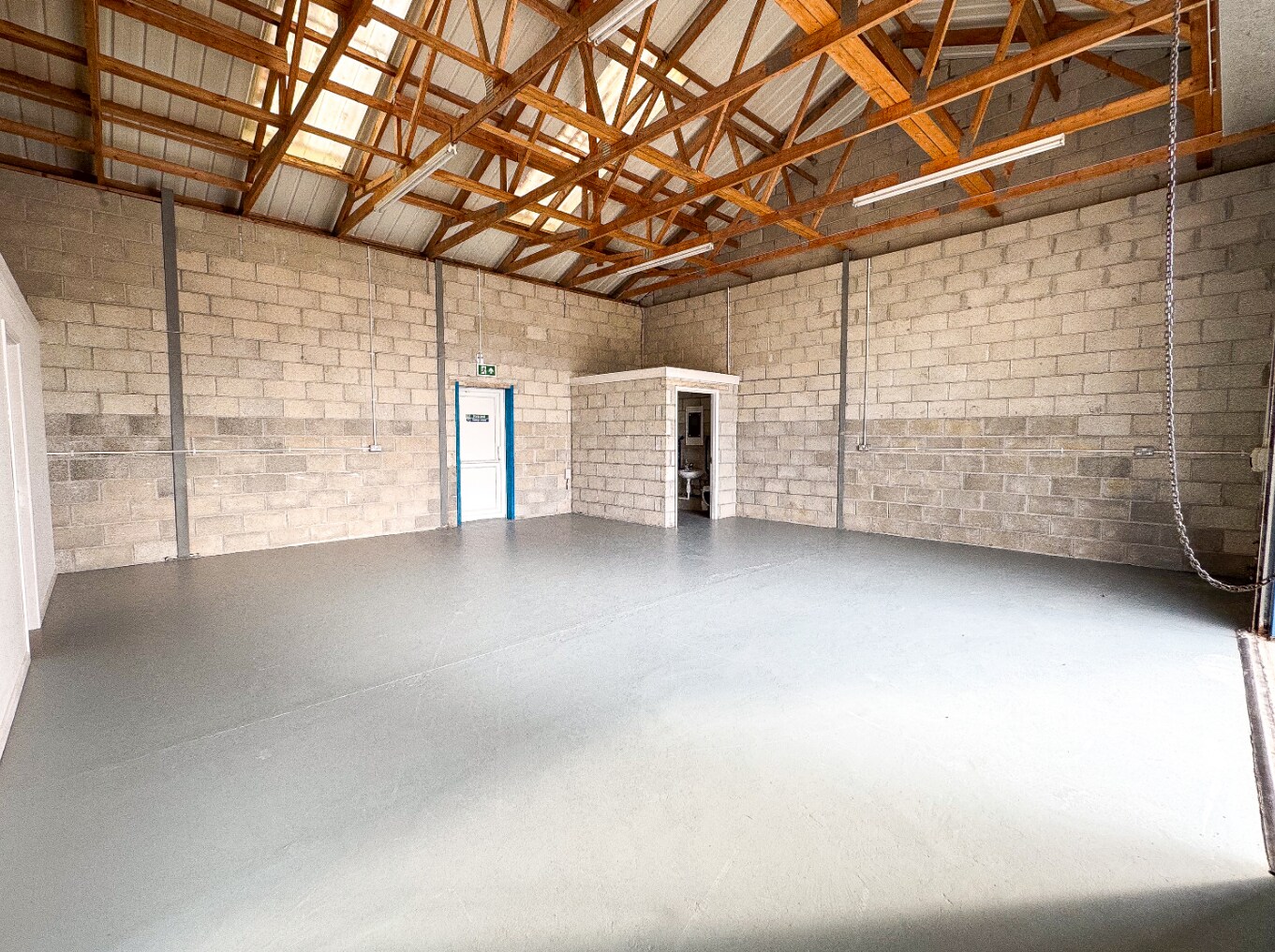 United Rd, Redruth for lease Interior Photo- Image 1 of 5