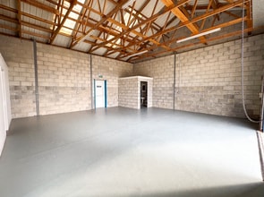 United Rd, Redruth for lease Interior Photo- Image 1 of 5