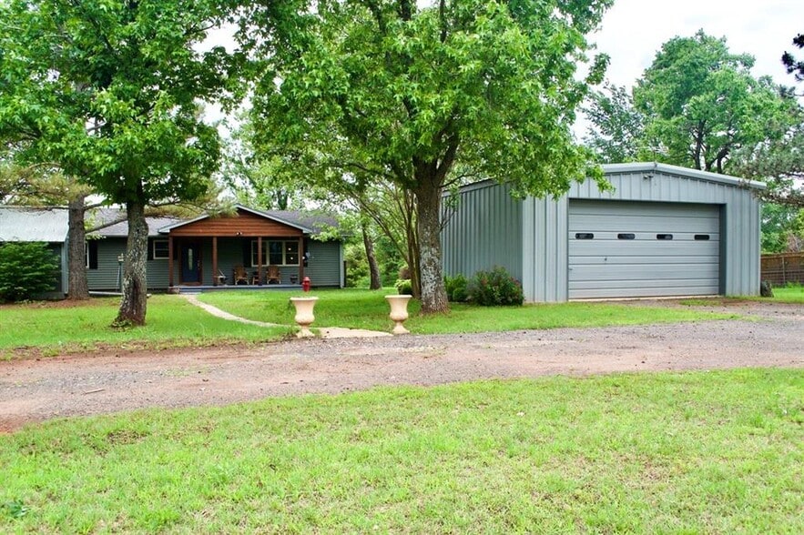 980916 S Highway 18, Chandler, OK for sale - Building Photo - Image 1 of 45