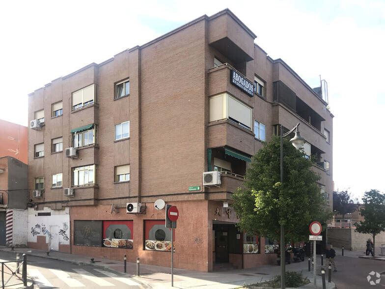 Plaza De Castilla, 3, Alcobendas, Madrid à louer - Photo du bâtiment - Image 1 de 2