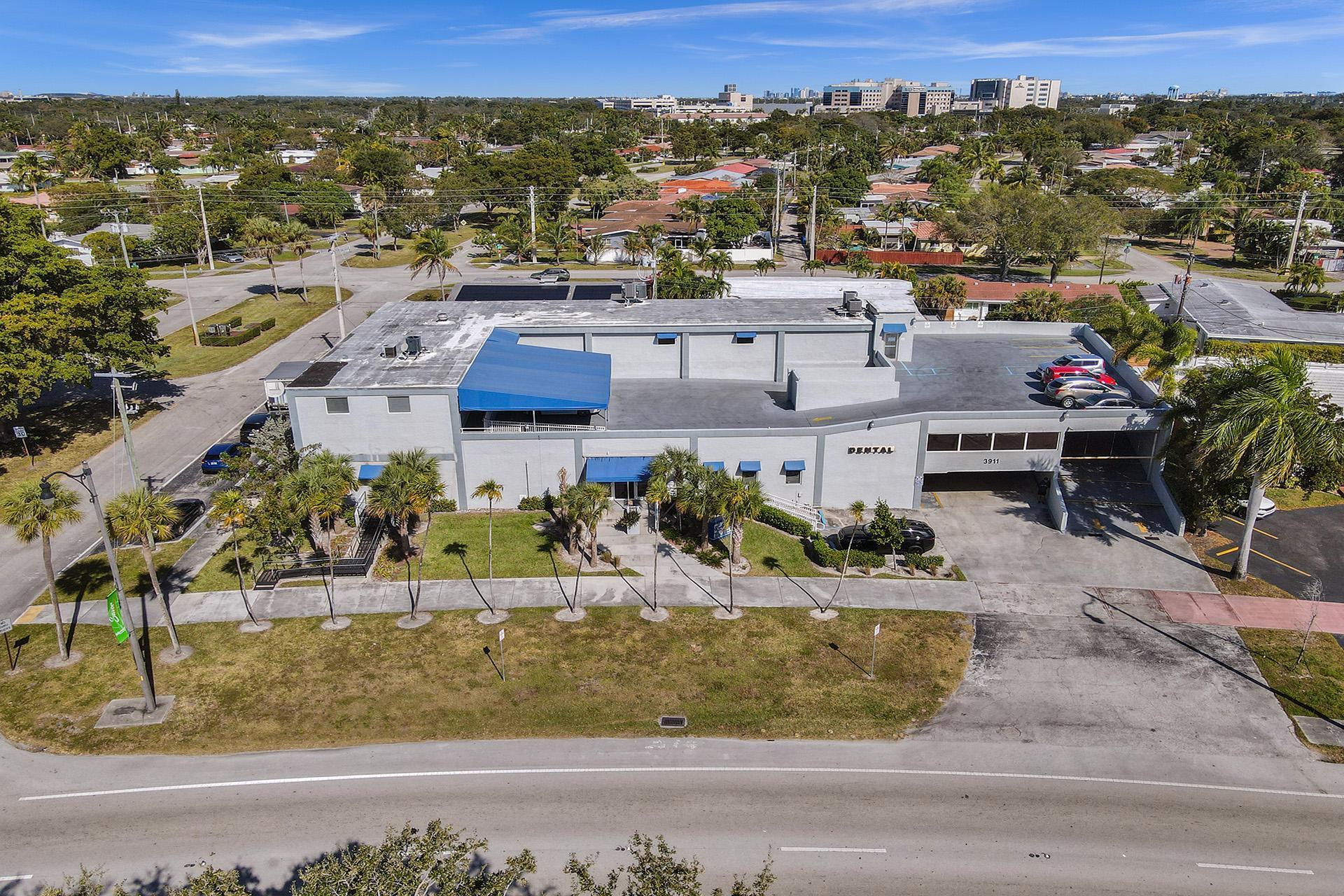 3911 Hollywood Blvd, Hollywood, FL for sale Building Photo- Image 1 of 1