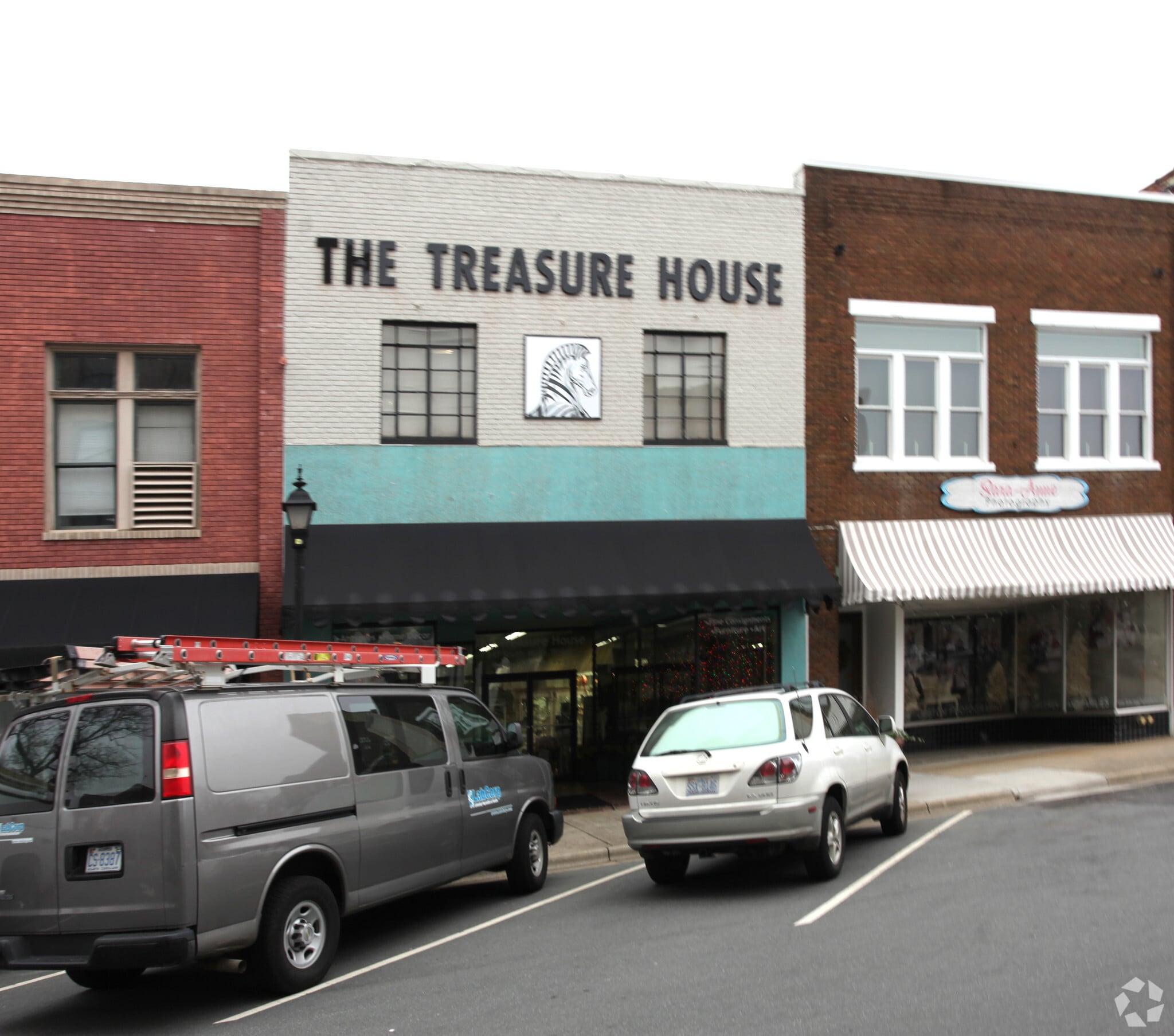 347 S Main St, Burlington, NC à vendre Photo du bâtiment- Image 1 de 13