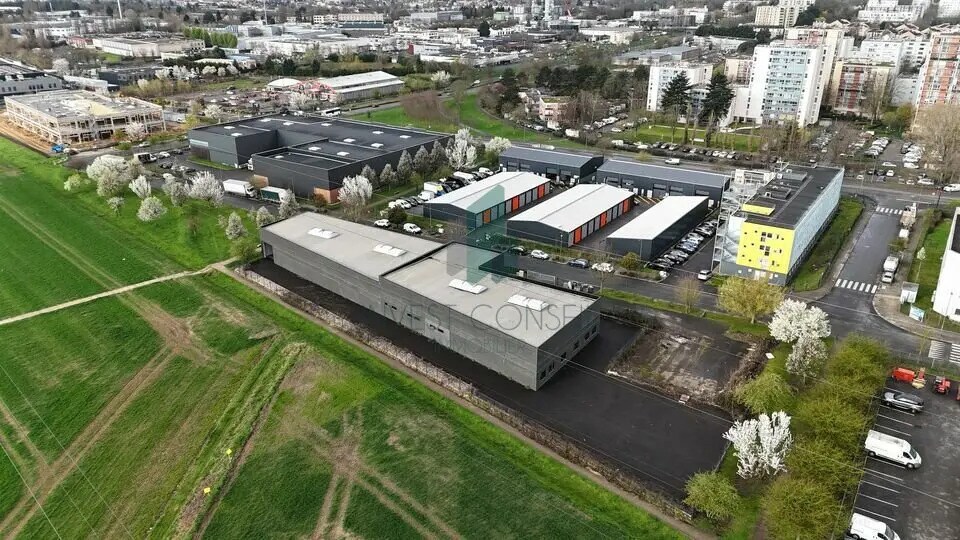 Flex dans Villiers-le-Bel à louer - Aérien - Image 3 de 3