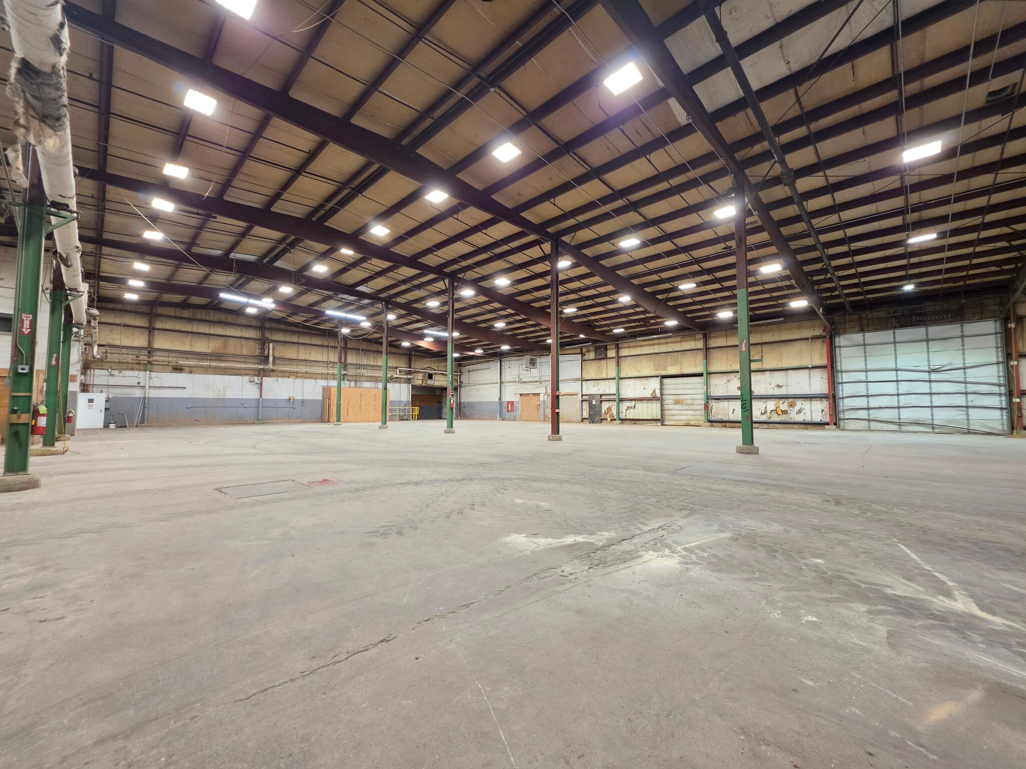 160-168 Stevens St, Fall River, MA for lease Interior Photo- Image 1 of 46