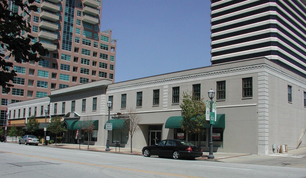 30-44 N Brentwood Blvd, Clayton, MO à louer - Photo du bâtiment - Image 1 de 1