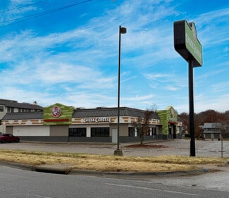 Plus de détails pour 2215 SW Wanamaker Rd, Topeka, KS - Commerce de détail à louer