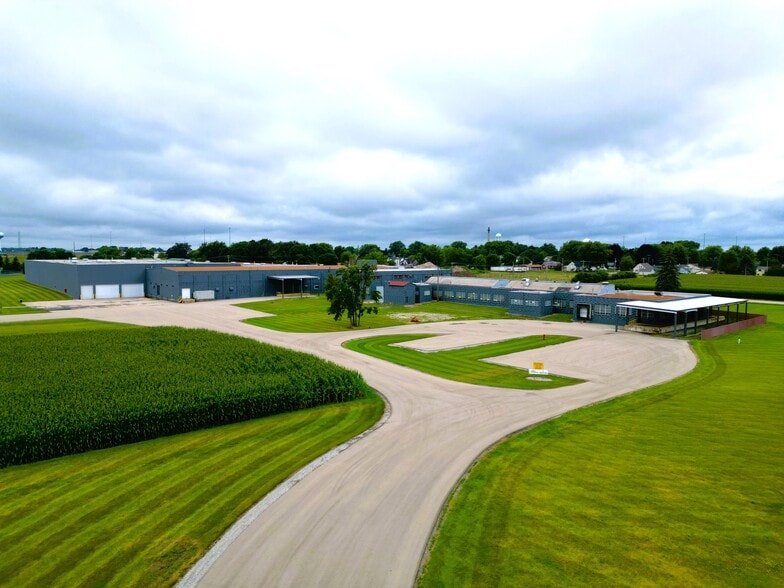 505 Libby St, Waupun, WI for lease - Building Photo - Image 2 of 29