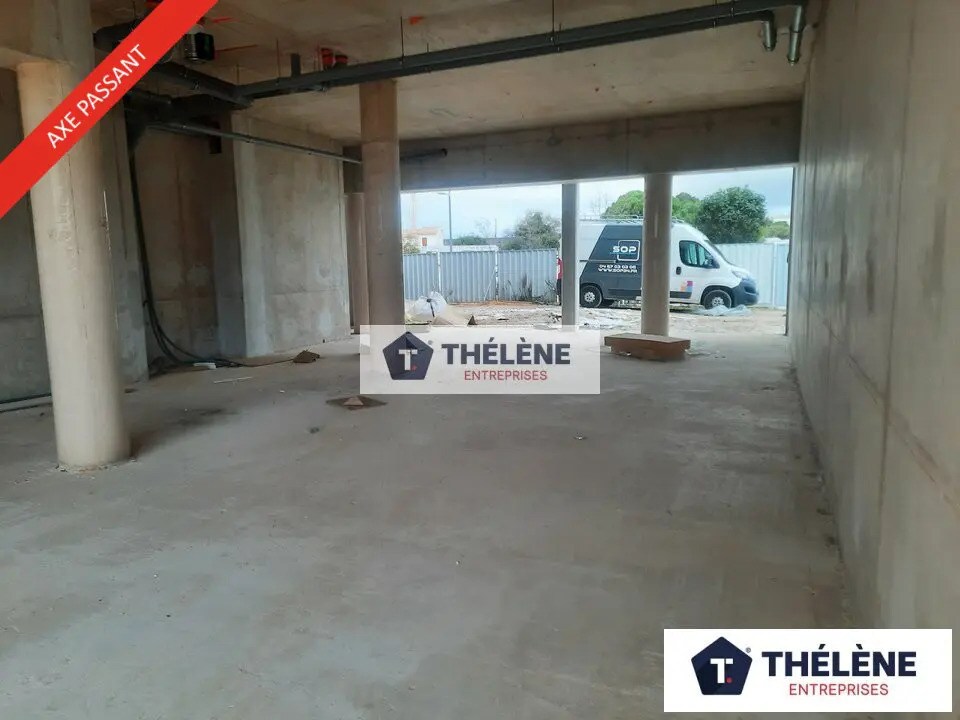 Retail in Montpellier for sale Interior Photo- Image 1 of 10