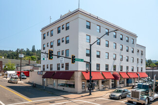 Plus de détails pour 803-815 SE Stephens St, Roseburg, OR - Multi-résidentiel à vendre