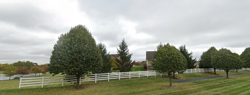 545 Hilltop Rd, Xenia, OH à vendre - Photo du bâtiment - Image 2 de 10