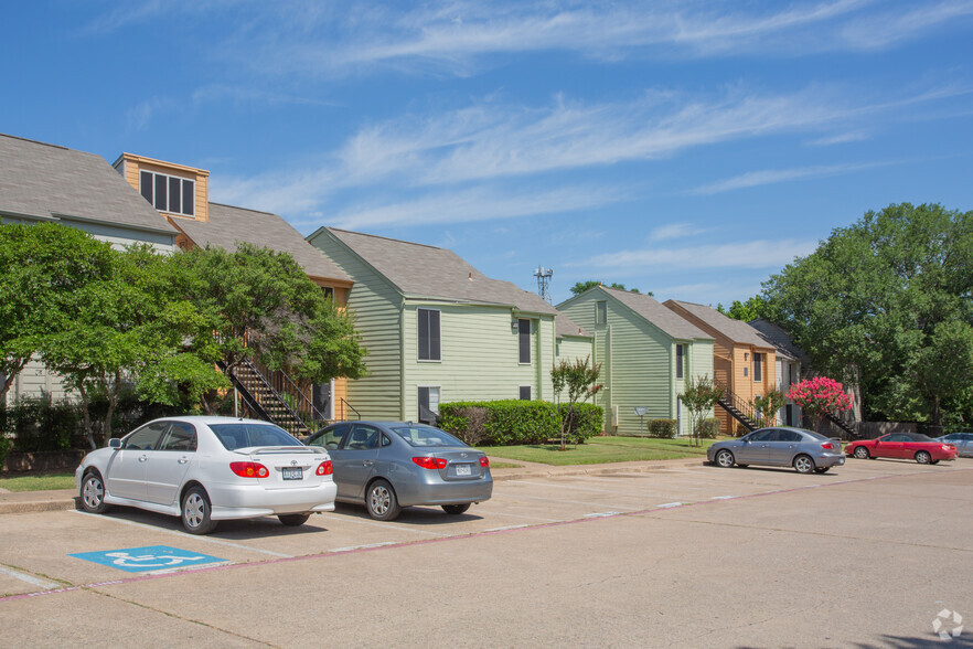 2001 S Cooper St, Arlington, TX à vendre - Photo principale - Image 1 de 1