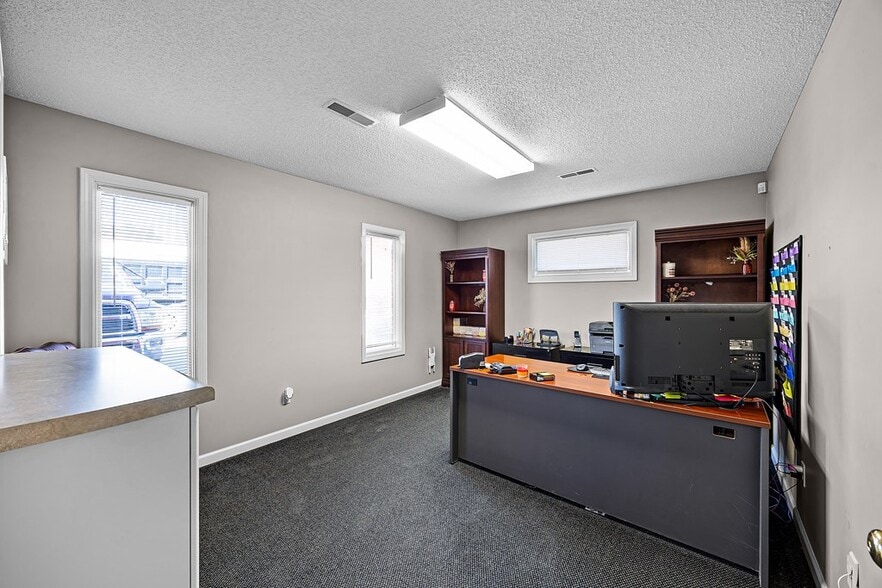 2819 Highway 54, Paris, TN à vendre - Photo du bâtiment - Image 2 de 14