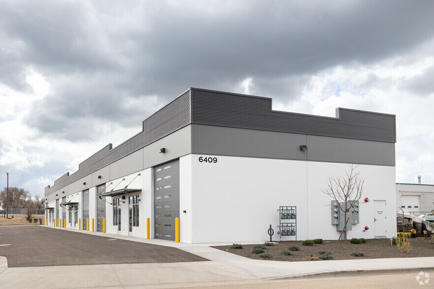 6409 Contractors st, Boise, ID à louer - Photo du bâtiment - Image 2 de 7