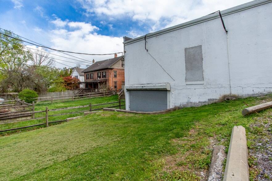 720 Easton Rd, Riegelsville, PA for sale - Building Photo - Image 3 of 46