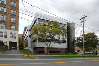 Plus de détails pour 1000 E Genesee St, Syracuse, NY - Médical à louer