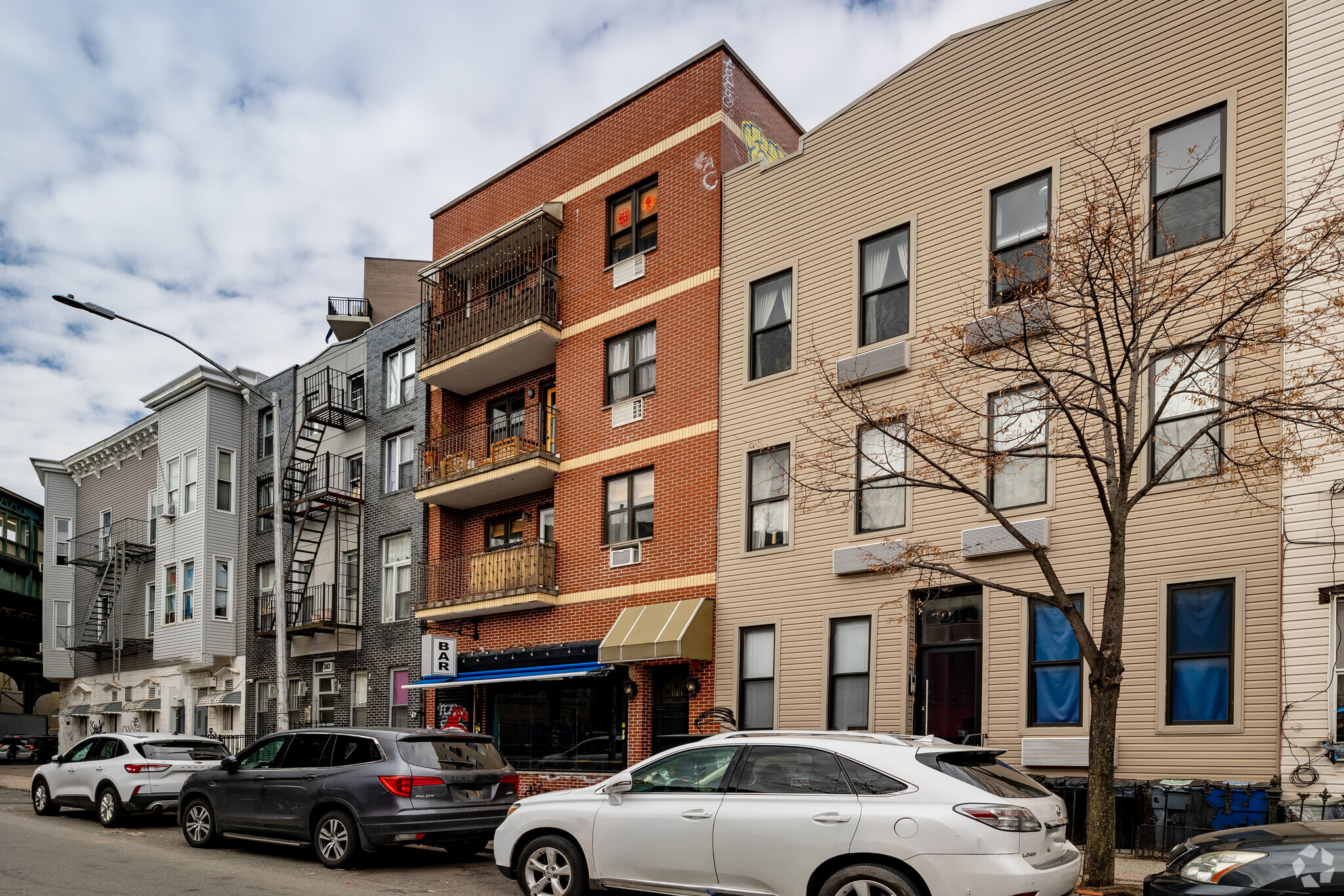 245 Harman St, Brooklyn, NY for lease Primary Photo- Image 1 of 7