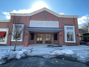 21 Ensign Dr, Avon, CT for lease Building Photo- Image 2 of 3