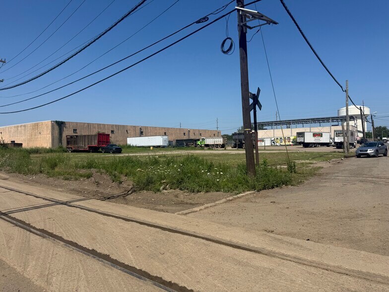 135 Kaighns Ave, Camden, NJ à louer - Photo du bâtiment - Image 3 de 8