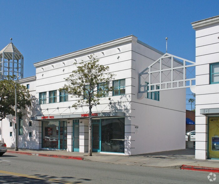 373 S Doheny Dr, Beverly Hills, CA à louer - Photo du bâtiment - Image 3 de 10