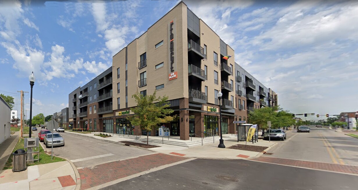 200 N Main St, Evansville, IN à louer Photo du bâtiment- Image 1 de 17