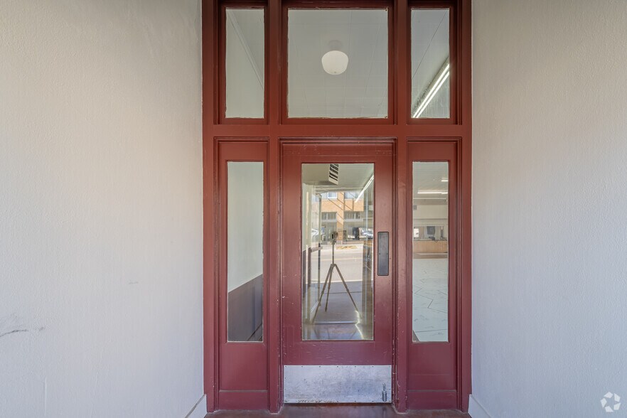 124 NW 8th St, Oklahoma City, OK à vendre - Photo intérieure - Image 3 de 19